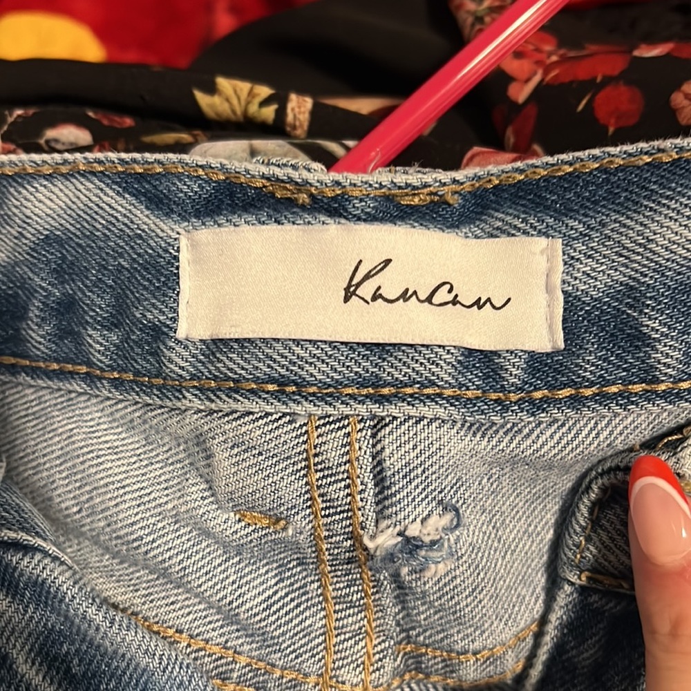Jeans - Picture 2 of 3